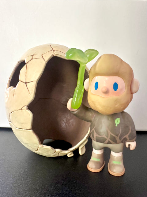 Sunday Claim Sale - Bob lives in this egg