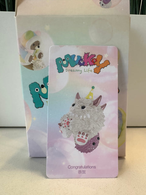 Sunday Claim Sale - Muckey on ball