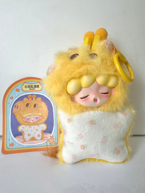 Sunday Claim Sale - Yumo little giraff plush pendant